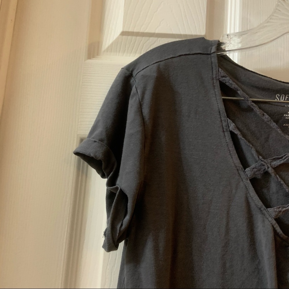AEO Grey Soft & Sexy Strappy V Neck Tee Small - Picture 3 of 8
